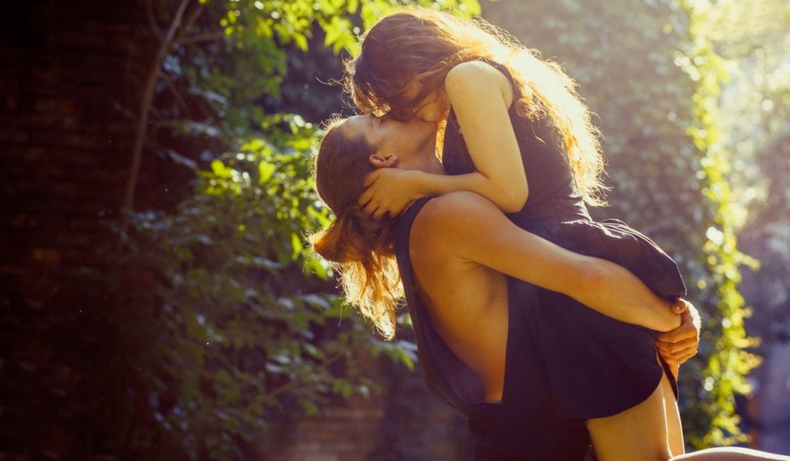 Learn How To French Kiss A Girl Step By Step